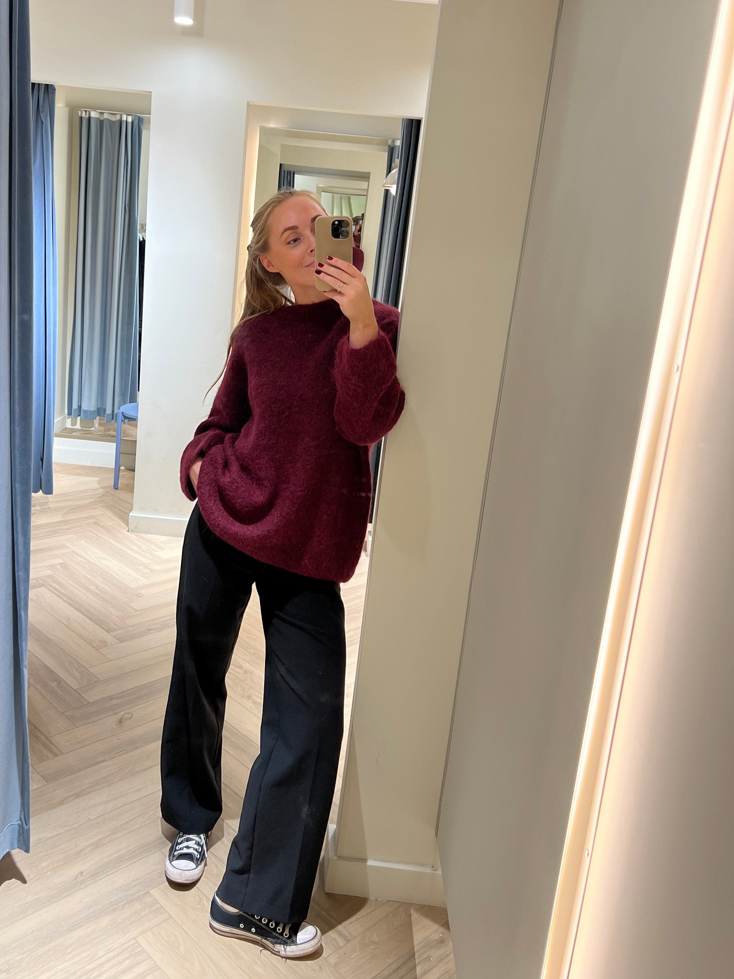 SLFGABELLA Pullover - Zinfandel